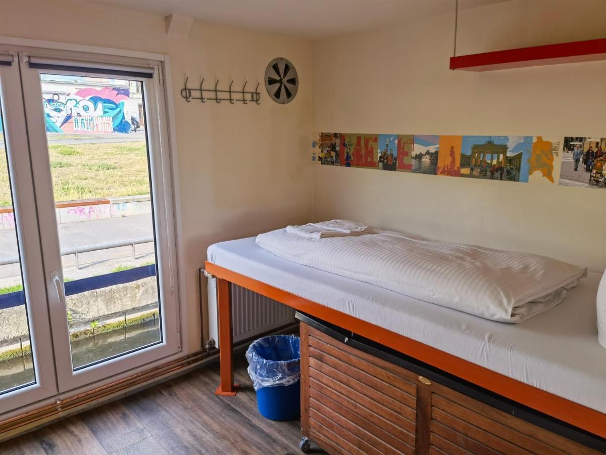 Shipotel Western Triple Cabin