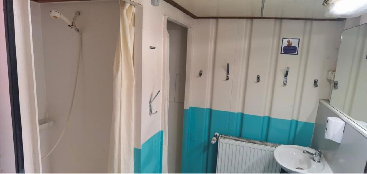 Shipotel Western Triple Cabin