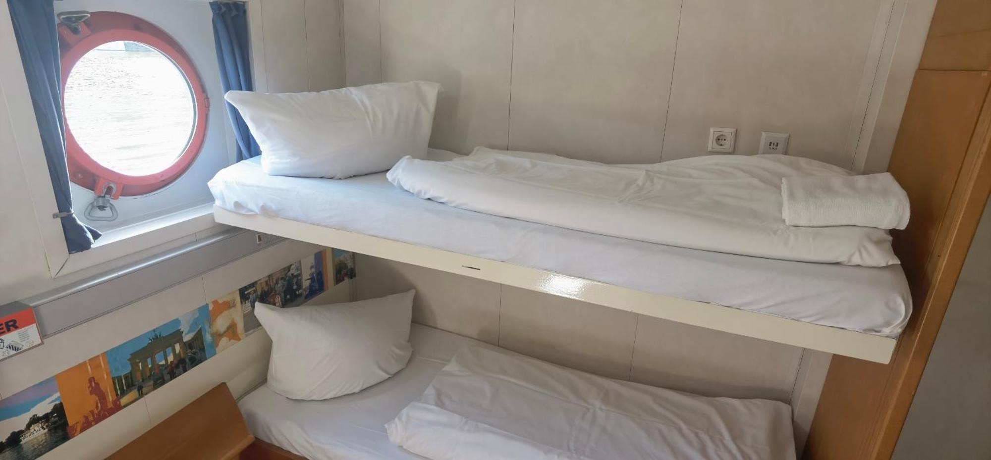 Triple Cabin 2nd Class Shipotel Eastern