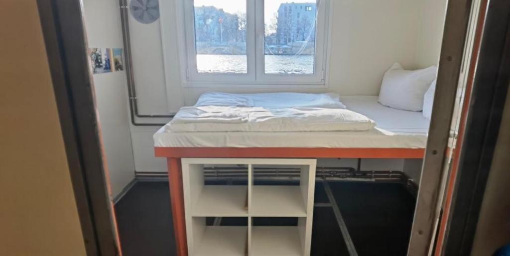 Shipotel Western Double Cabin